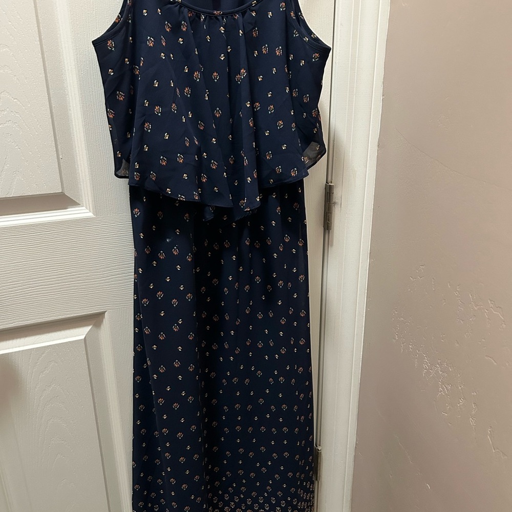 Brand NWOT Xhilaration Blue and White Ruffled Sundress, sz large